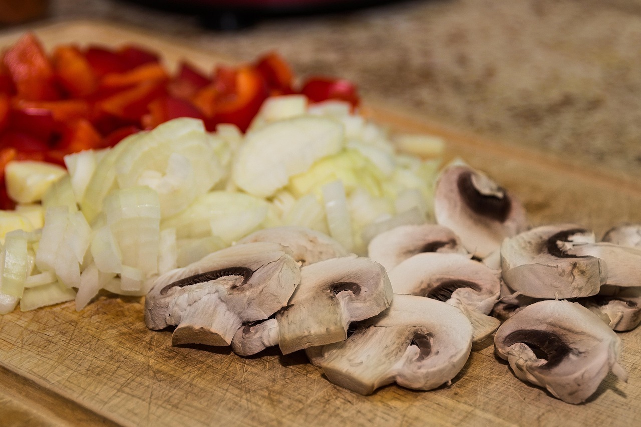 Your Cutting Board Game is Weak (image credits: pixabay)