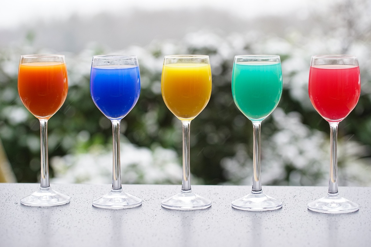 The Role of Marketing in Promoting Zero-Proof Cocktails (image credits: pixabay)