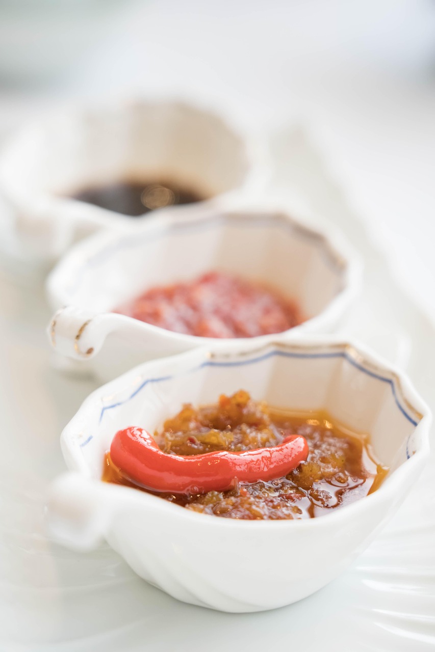 Condiments and Sauces: Hidden Ingredients (image credits: pixabay)