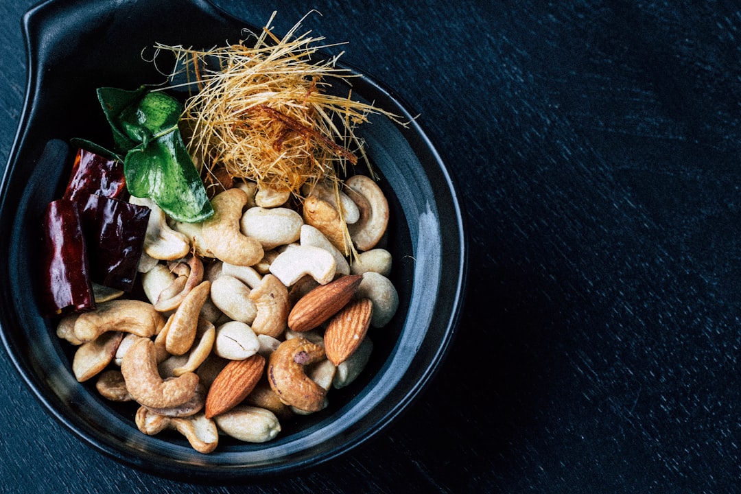 Almonds: The Crunchy Protein Snack (image credits: unsplash)