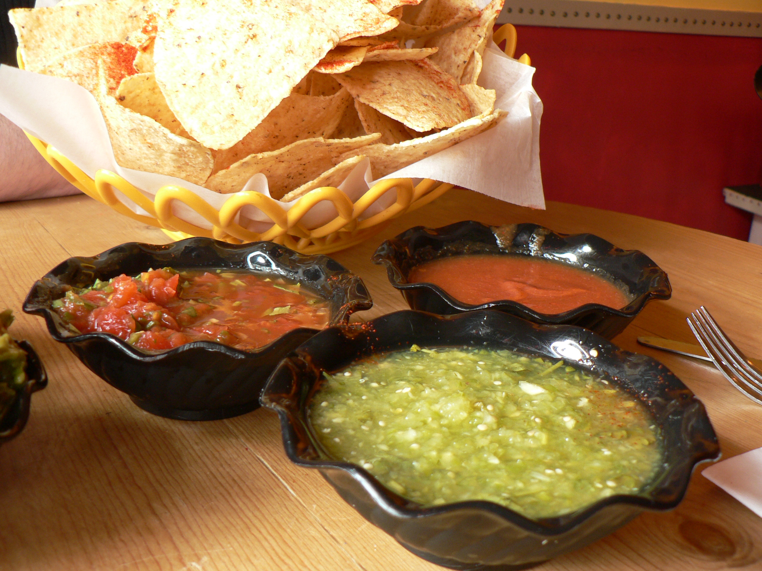5th Place - Salsa Verde (image credits: wikimedia)