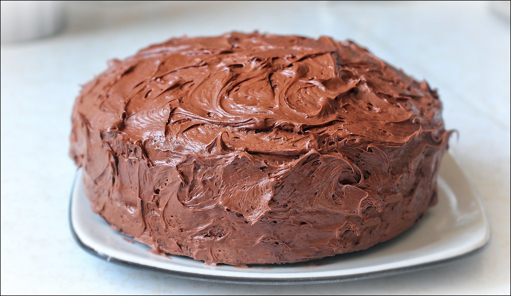 Chocolate Mayonnaise Cake: The Surprising Secret (Image Credits: Flickr)