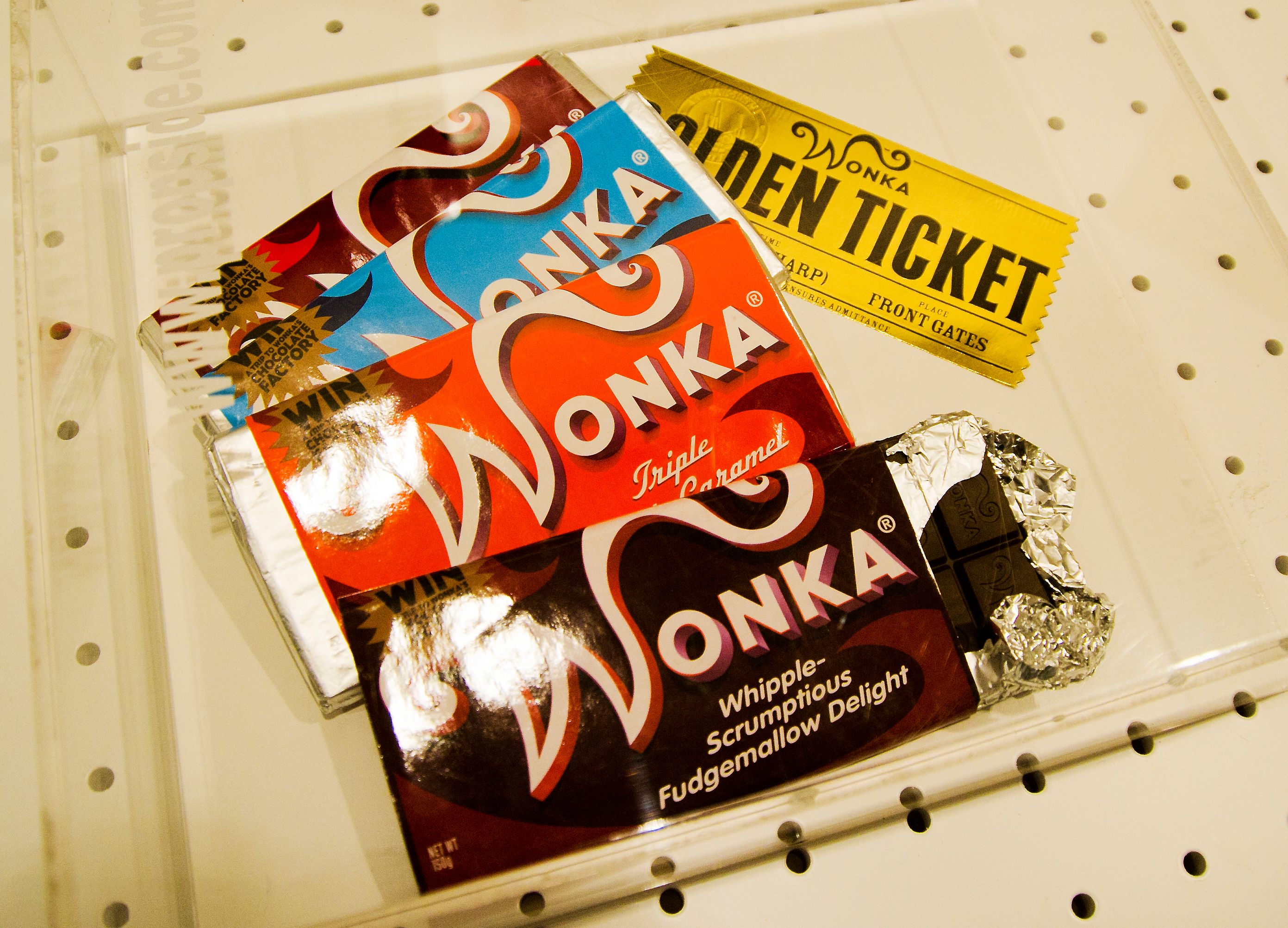 Wonka Bars – When Fiction Became Reality (Image Credits: Wikimedia)