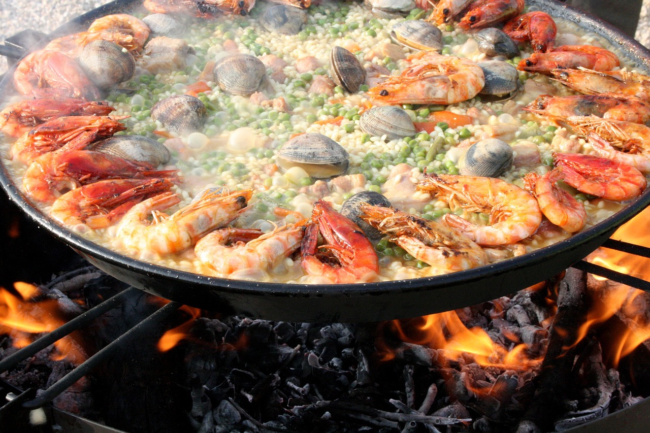 Mediterranean Shrimp and Orzo Skillet (image credits: pixabay)