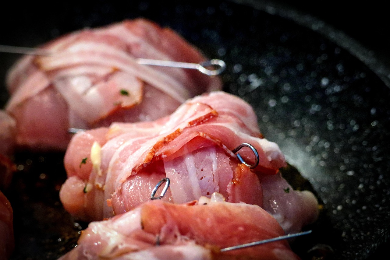 The Double Sheet Pan Bacon Technique (image credits: pixabay)