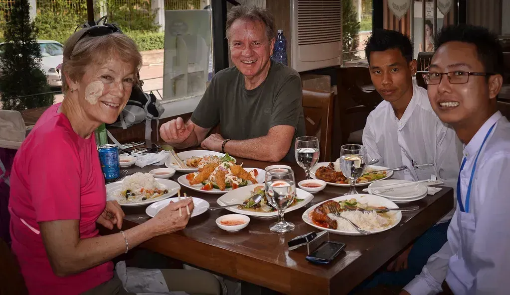 8. Arriving With Wildly Unrealistic Time Expectations (Piktour | Neville Wootton, Flickr, CC BY 2.0)