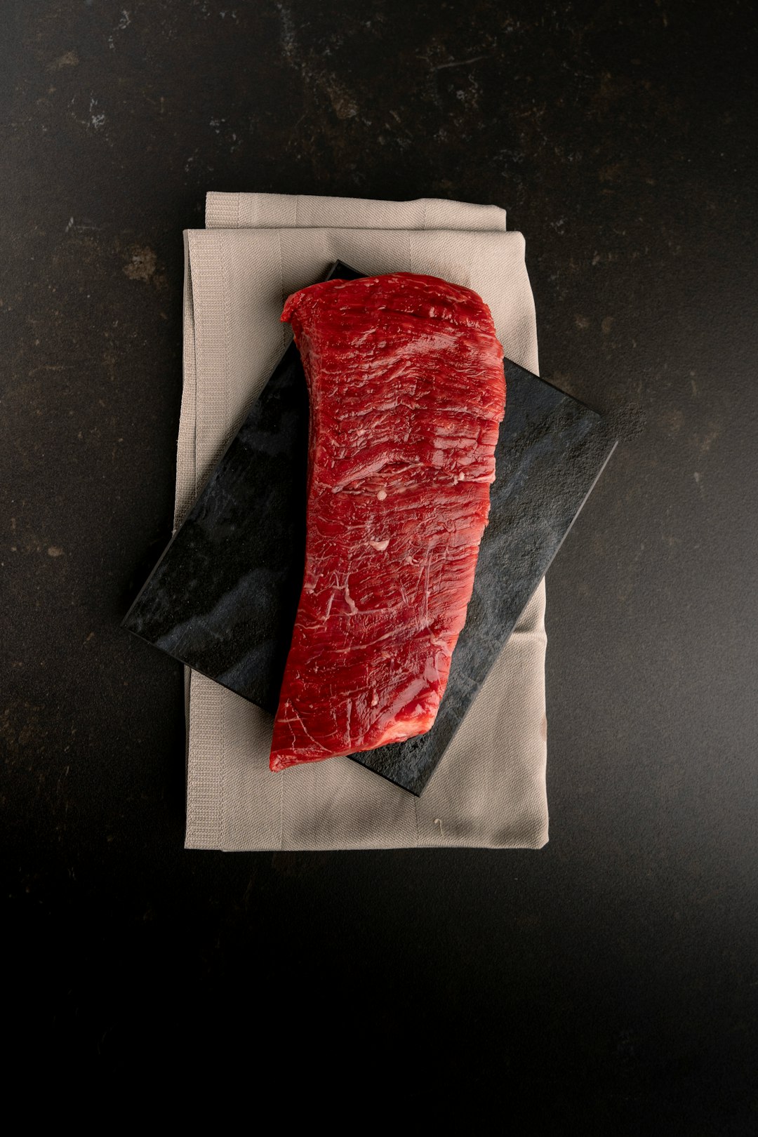 Skirt Steak: Fast Cooking with Bold Flavor (Image Credits: Unsplash)
