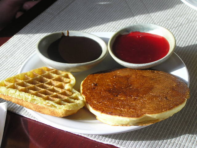 Pancakes and Waffles (image credits: wikimedia)