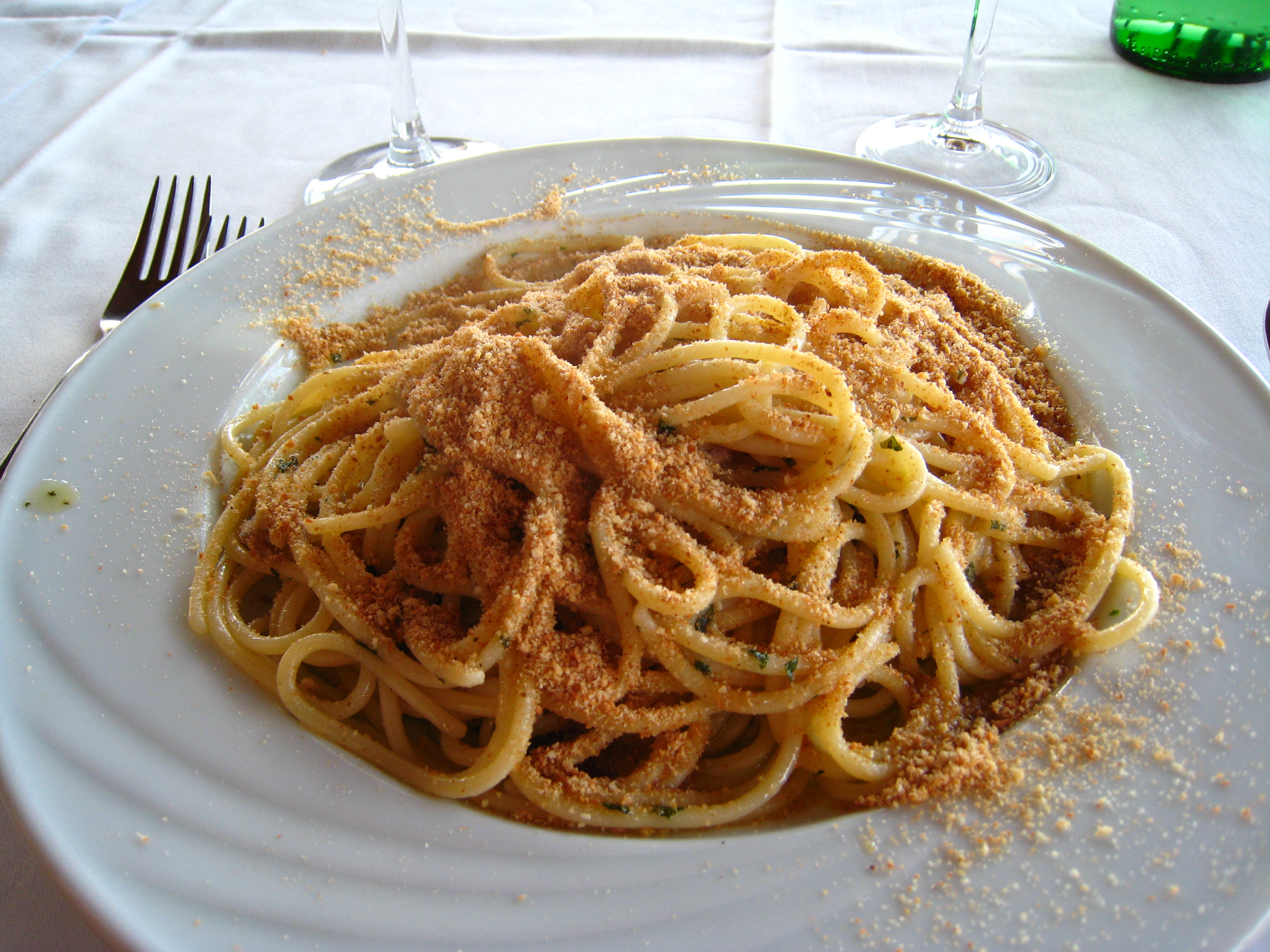 Anchovy and Caper Pasta - The Umami Bomb That'll Change Your Life (image credits: wikimedia)
