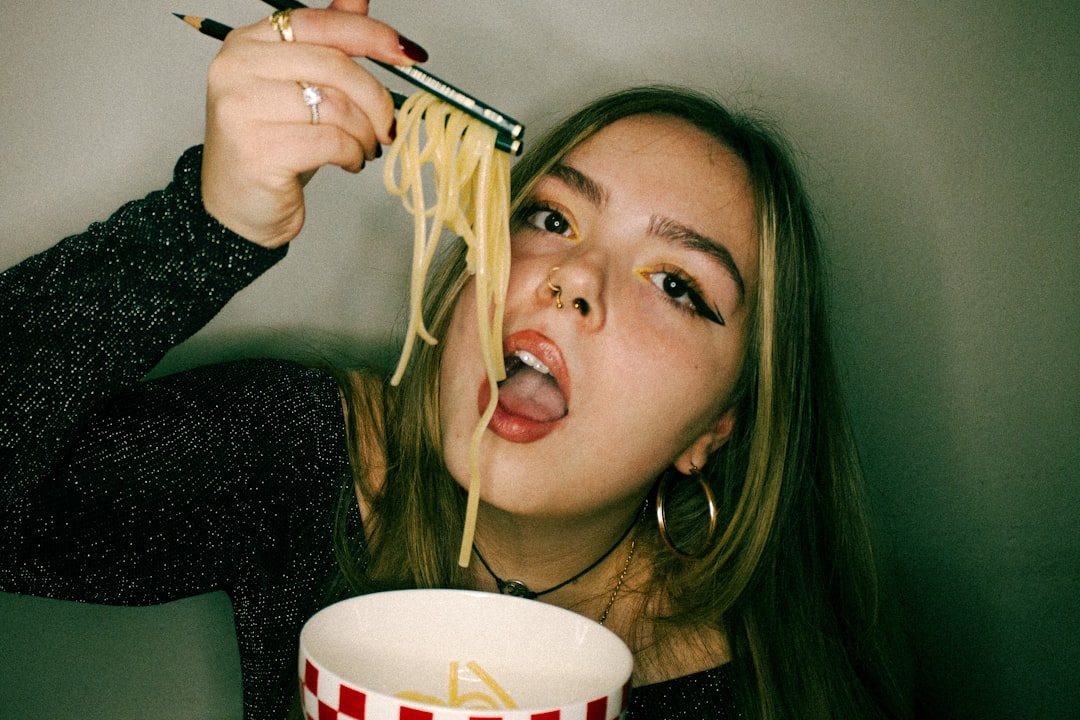 Emotional Eating Under Stress (image credits: unsplash)