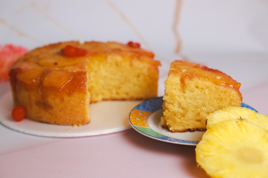 Pineapple Upside-Down Cake Flips Its Way Back (Image Credits: Unsplash)