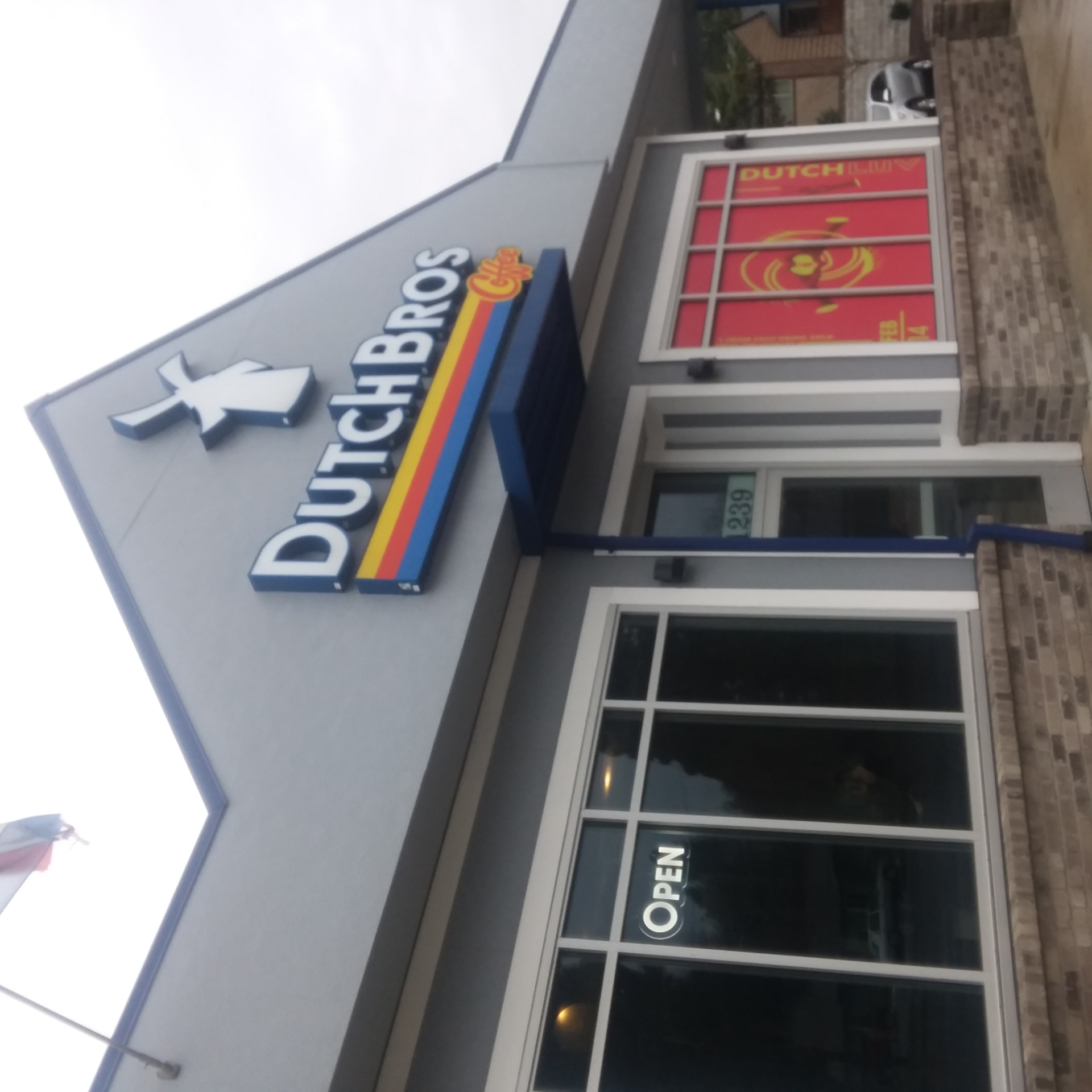 Dutch Bros Builds Coffee Communities (image credits: By Mrscbriones, CC BY-SA 4.0, https://commons.wikimedia.org/w/index.php?curid=76269610)