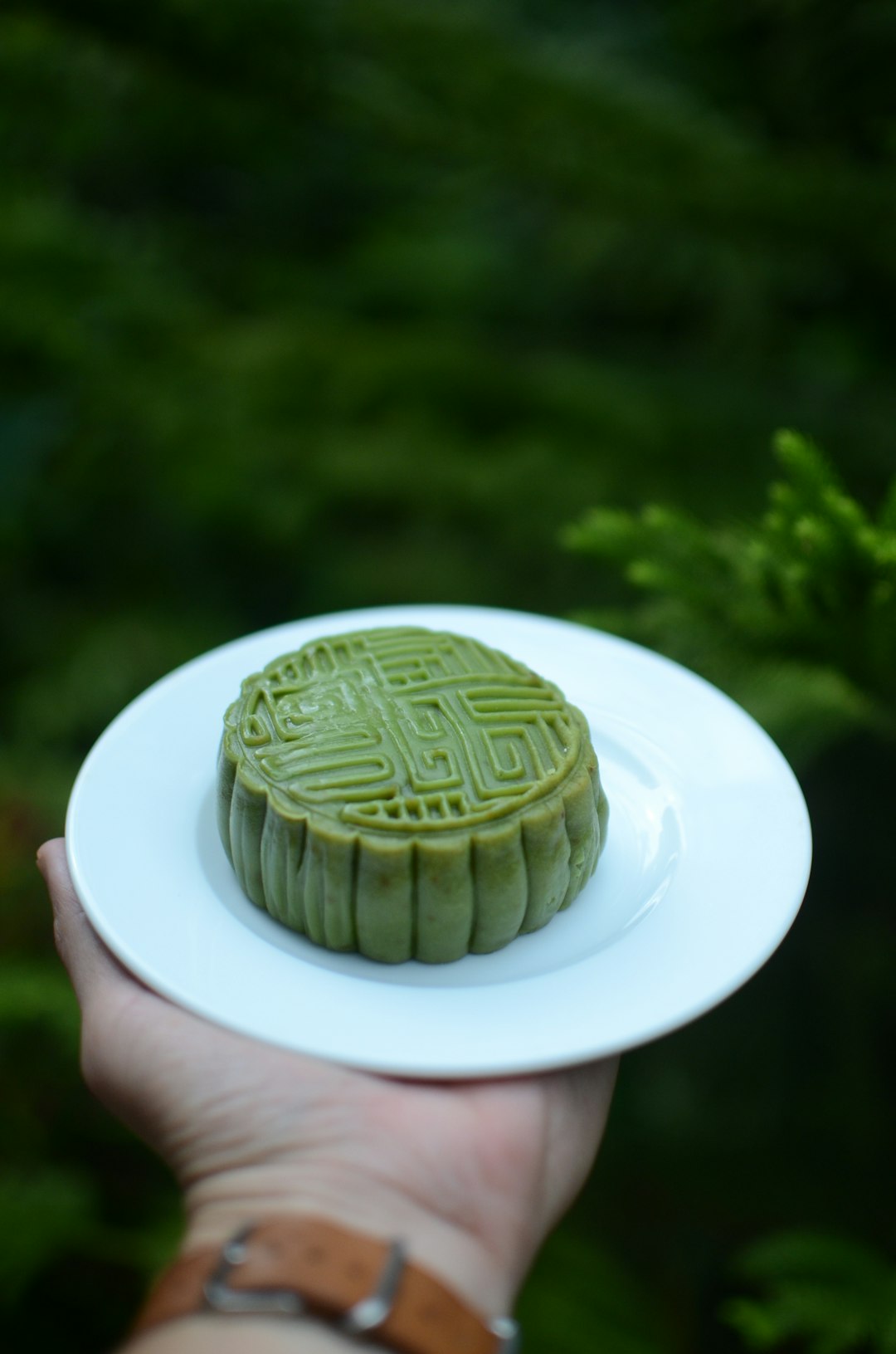 Matcha Coconut Macaroons (image credits: unsplash)
