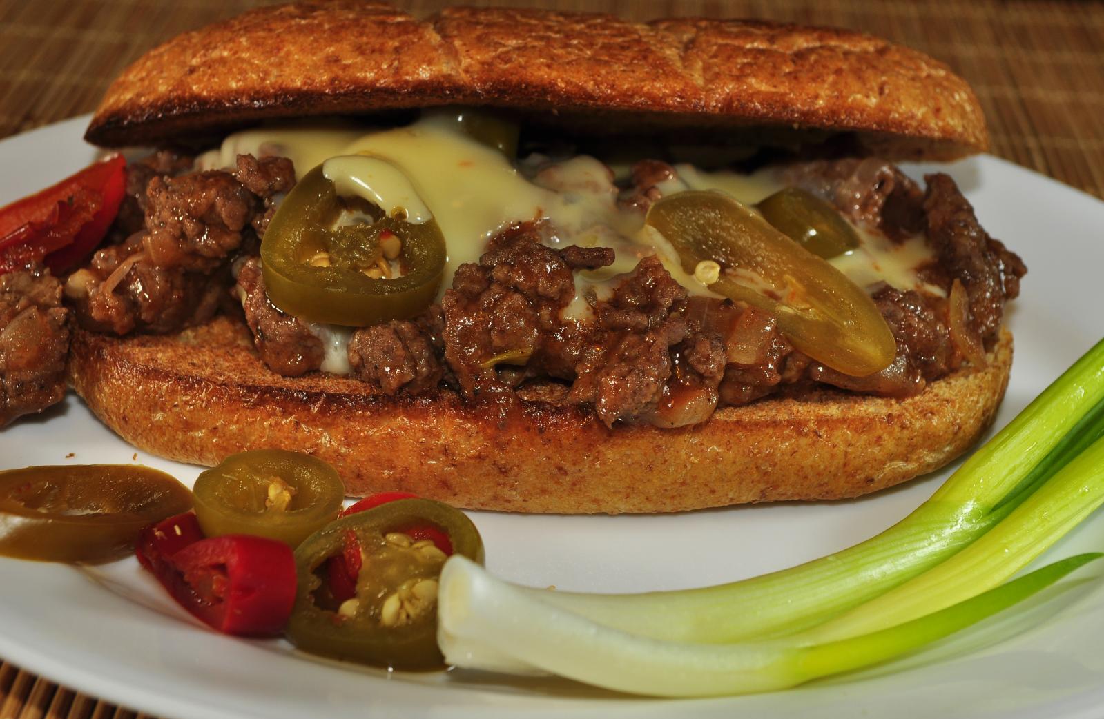 Sloppy Joes (image credits: sloppy joe con queso blanco
Uploaded by Fæ, CC BY 2.0, https://commons.wikimedia.org/w/index.php?curid=23104975)