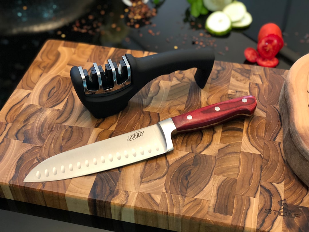 Using Dull Knives (image credits: unsplash)