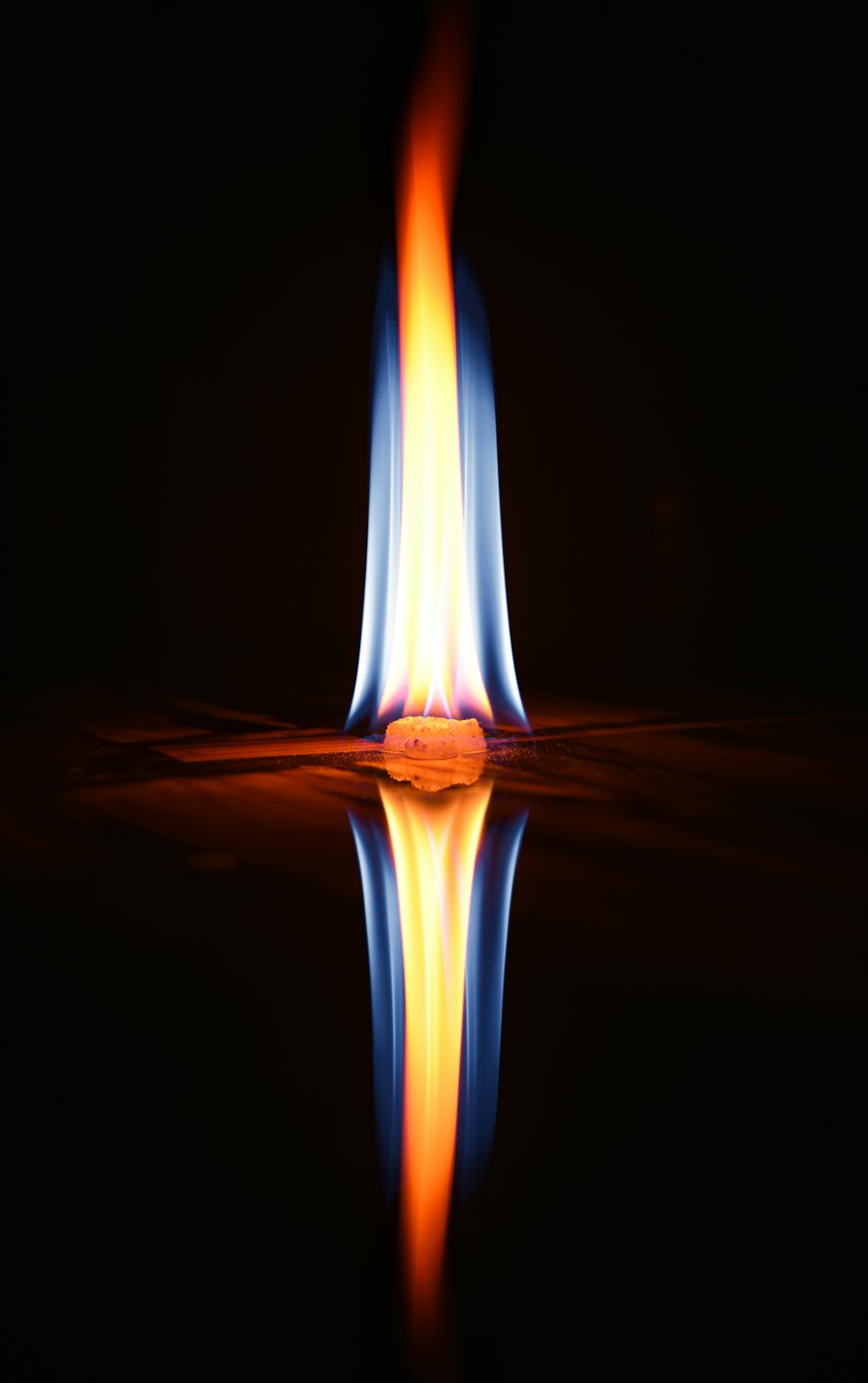 The Degradation Accelerators: Light, Heat, and Oxygen (image credits: unsplash)