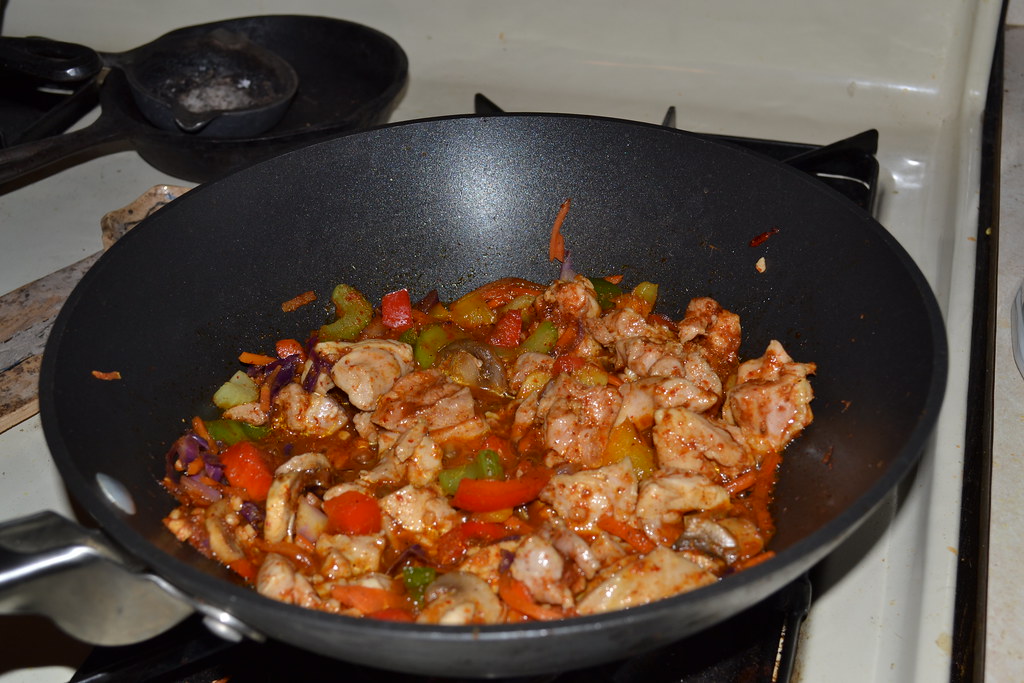 Overcrowding Your Cooking Pan (Image Credits: Flickr)