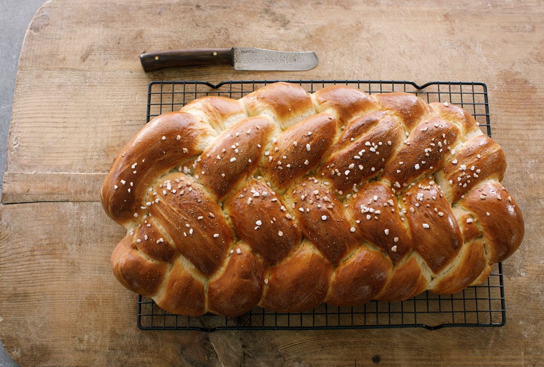 Jewish Challah: Braided Stories of Faith and Family (image credits: unsplash)