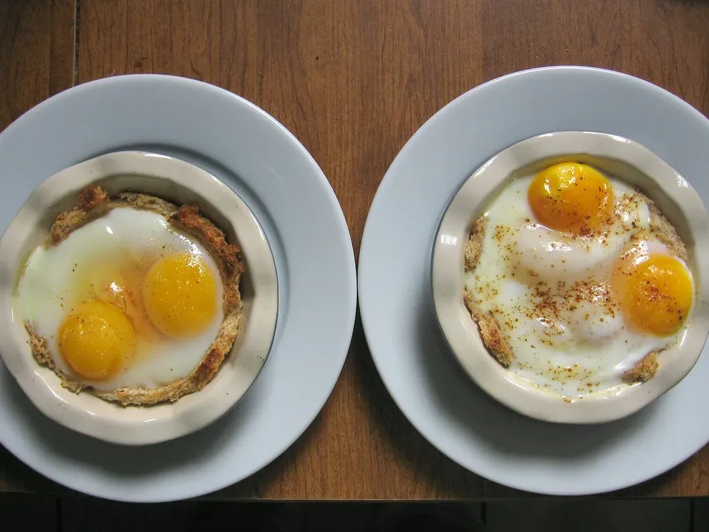 Shirred Eggs (Image Credits: Flickr)