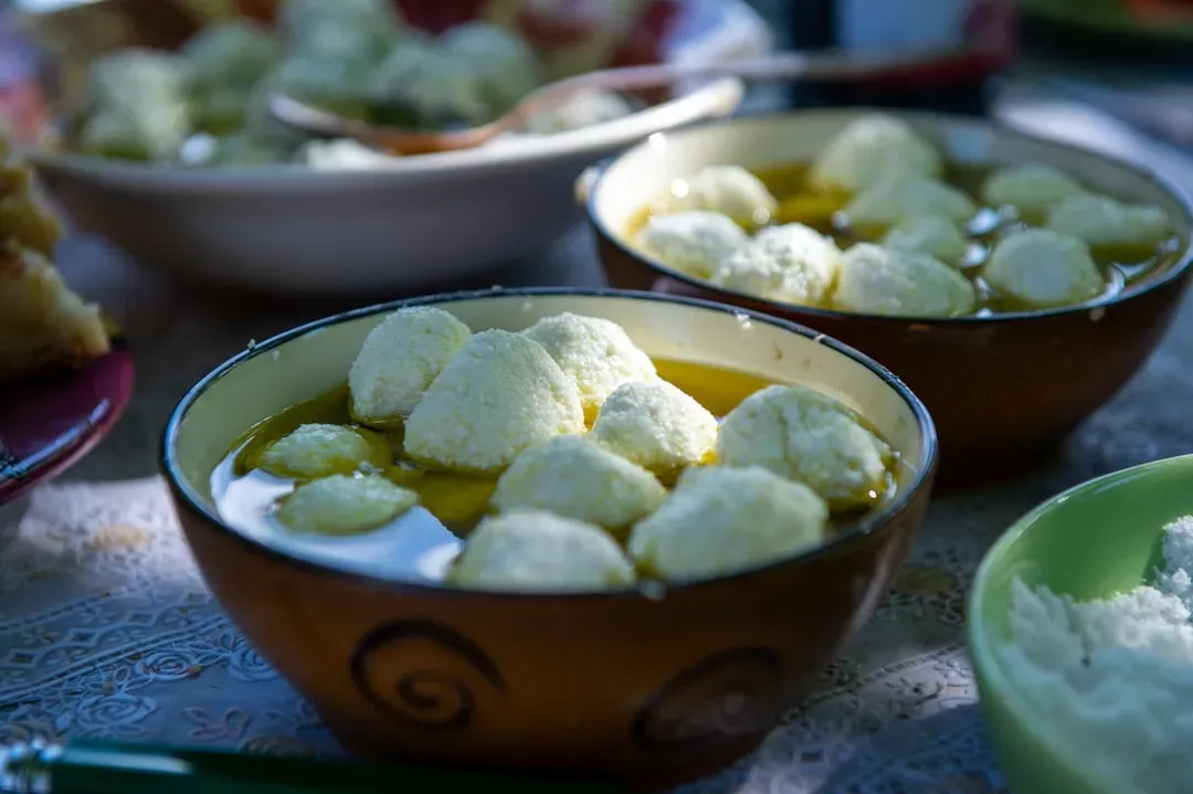 6. Cottage Cheese (Image Credits: Unsplash)