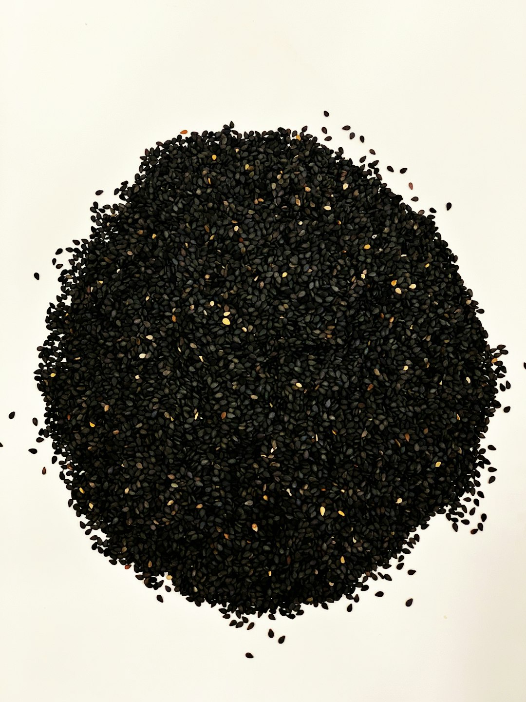 Blackstrap Molasses: The Forgotten Iron Elixir (image credits: unsplash)