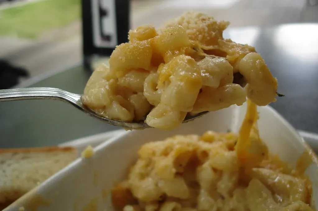 Macaroni and Cheese (from the Blue Box) (Image Credits: Flickr)