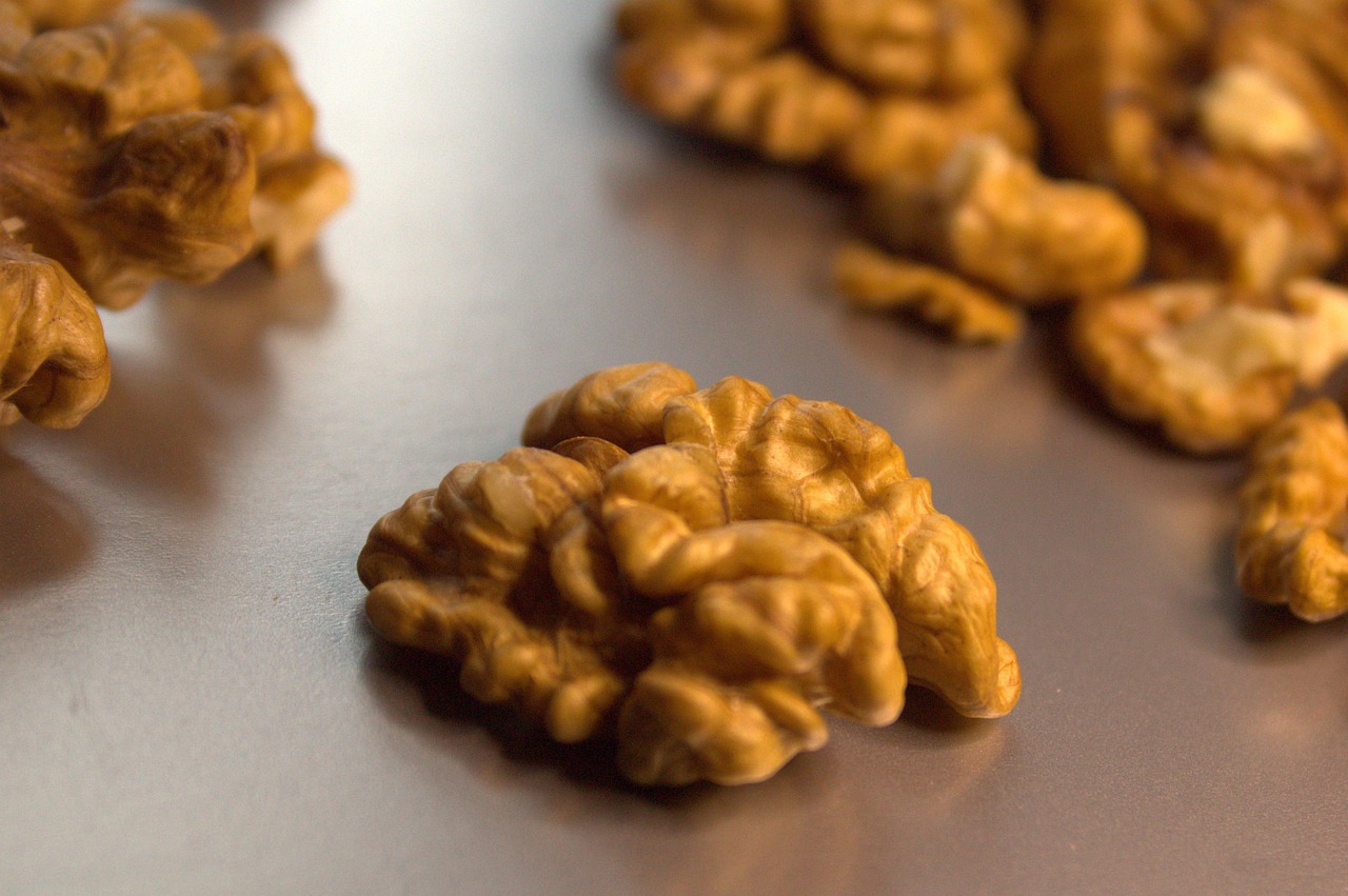 Walnuts (image credits: pixabay)
