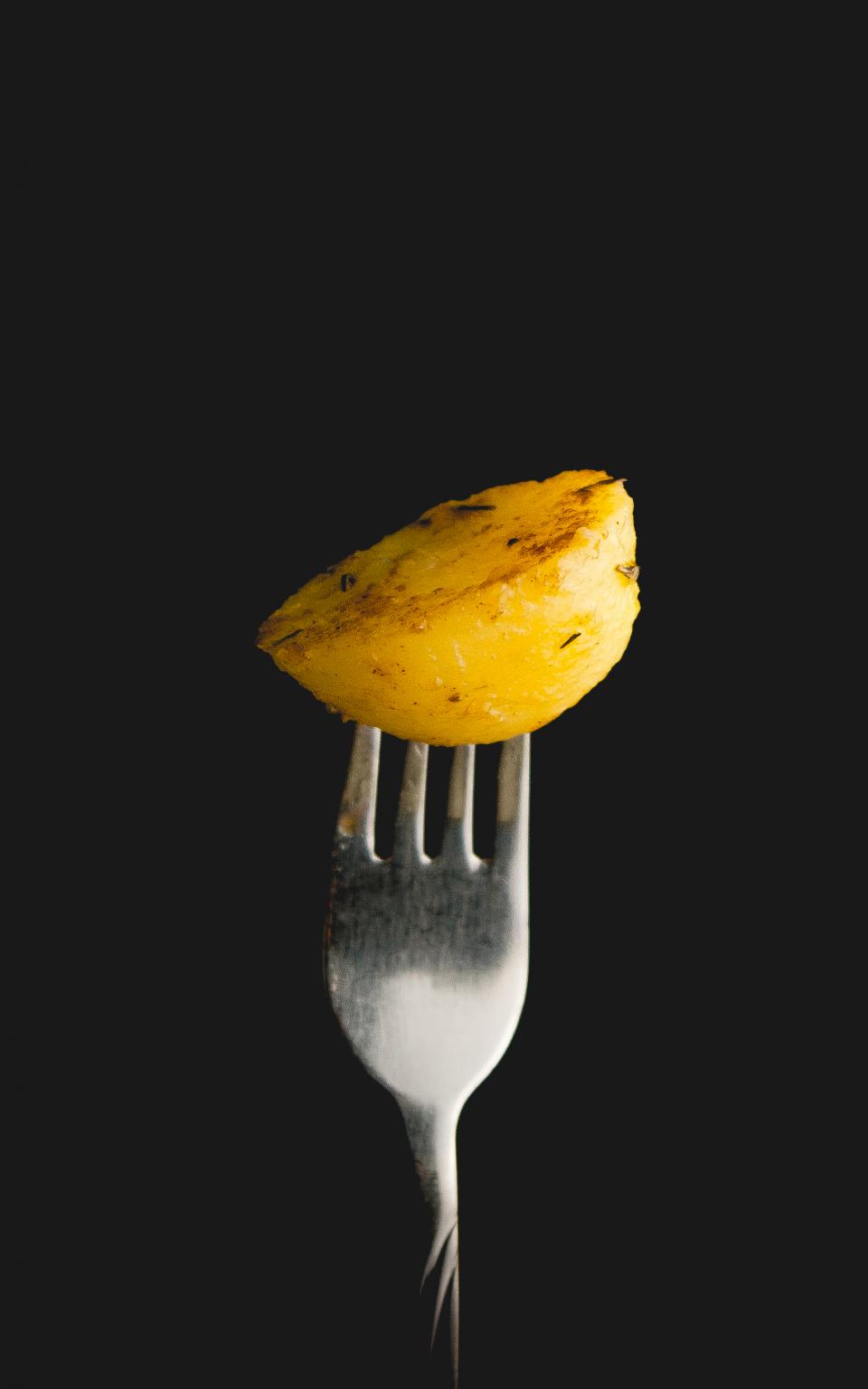 Visual Cues for Perfect Doneness (image credits: stocksnap)