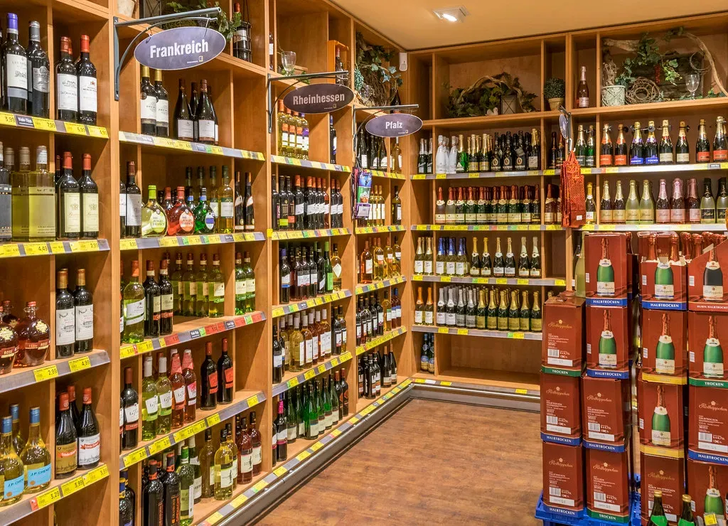 Eye-Level Shelves Cost Brands Extra Money (Image Credits: Flickr)