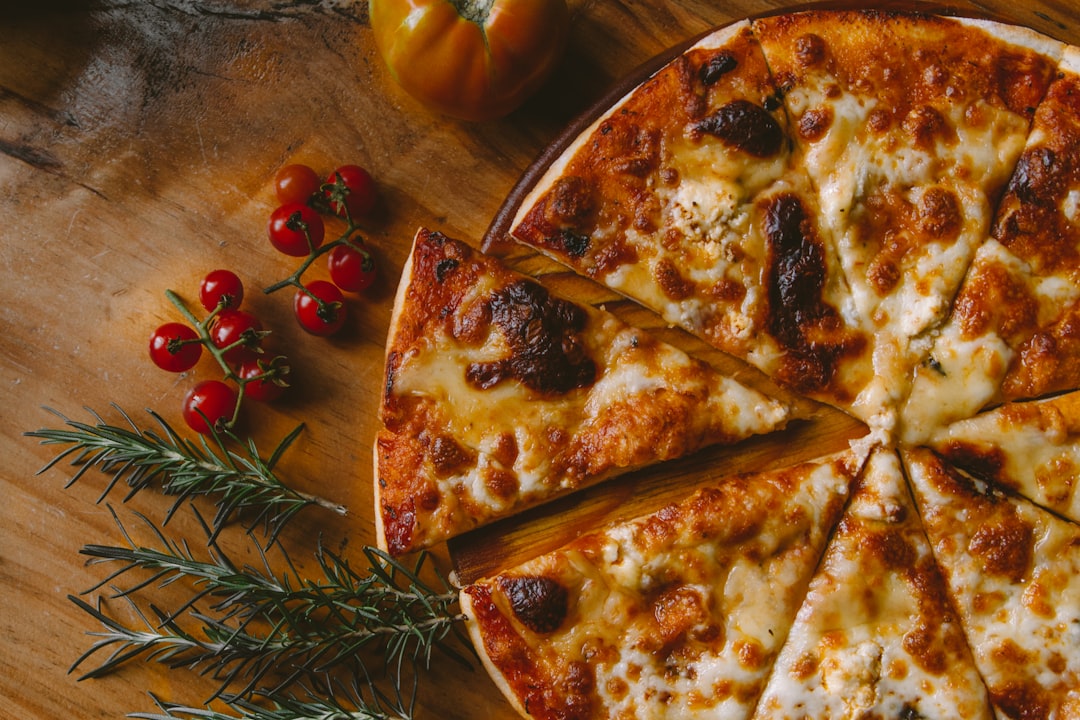 Pizza Hut: A Slice of Trouble (image credits: unsplash)