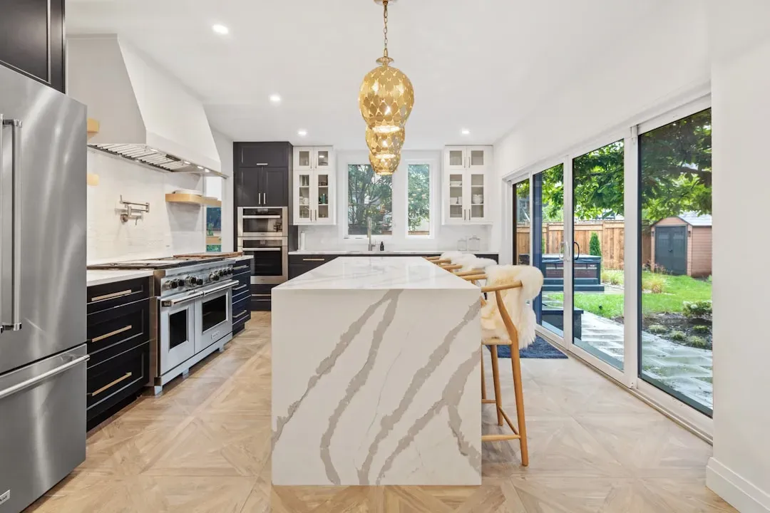 3. Marble Countertops: High Style, Higher Maintenance (Image Credits: Unsplash)