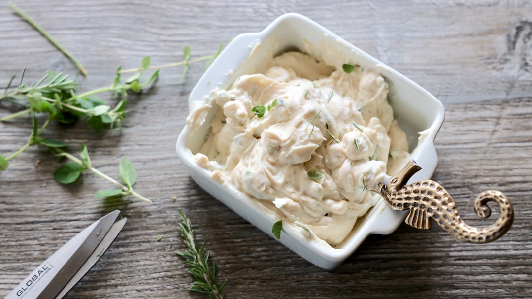 Switch Pastries for Pineapple Chunks with Cottage Cheese (image credits: unsplash)