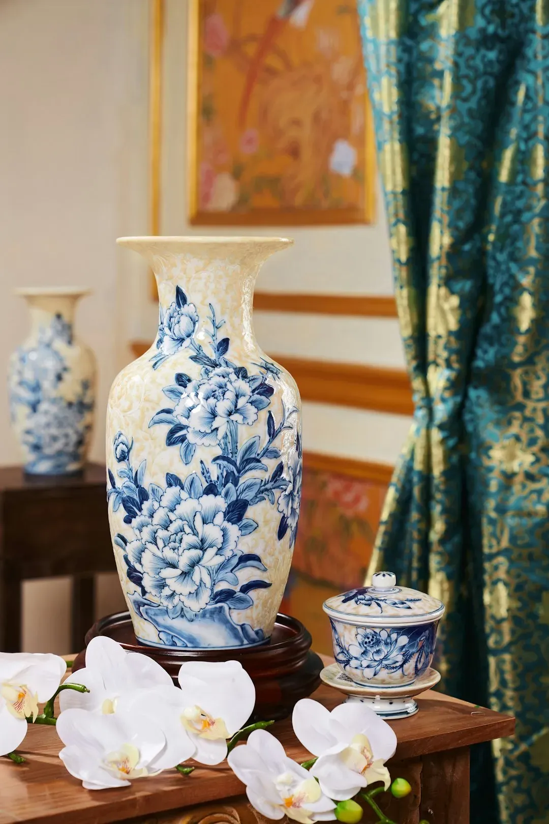 Noritake Azalea: America's Beloved Pink Blossom Pattern (Image Credits: Unsplash)