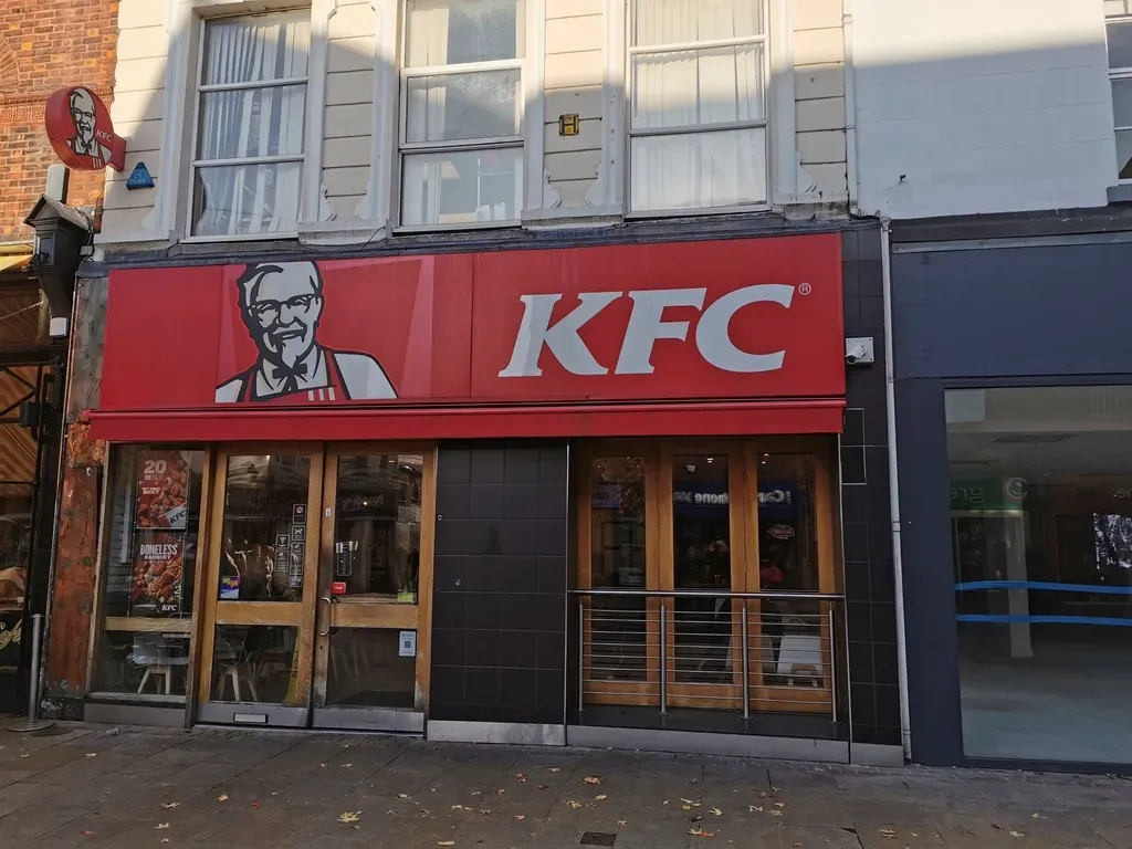 9. KFC: Surprisingly Decent but Greasy (Image Credits: Rawpixel)