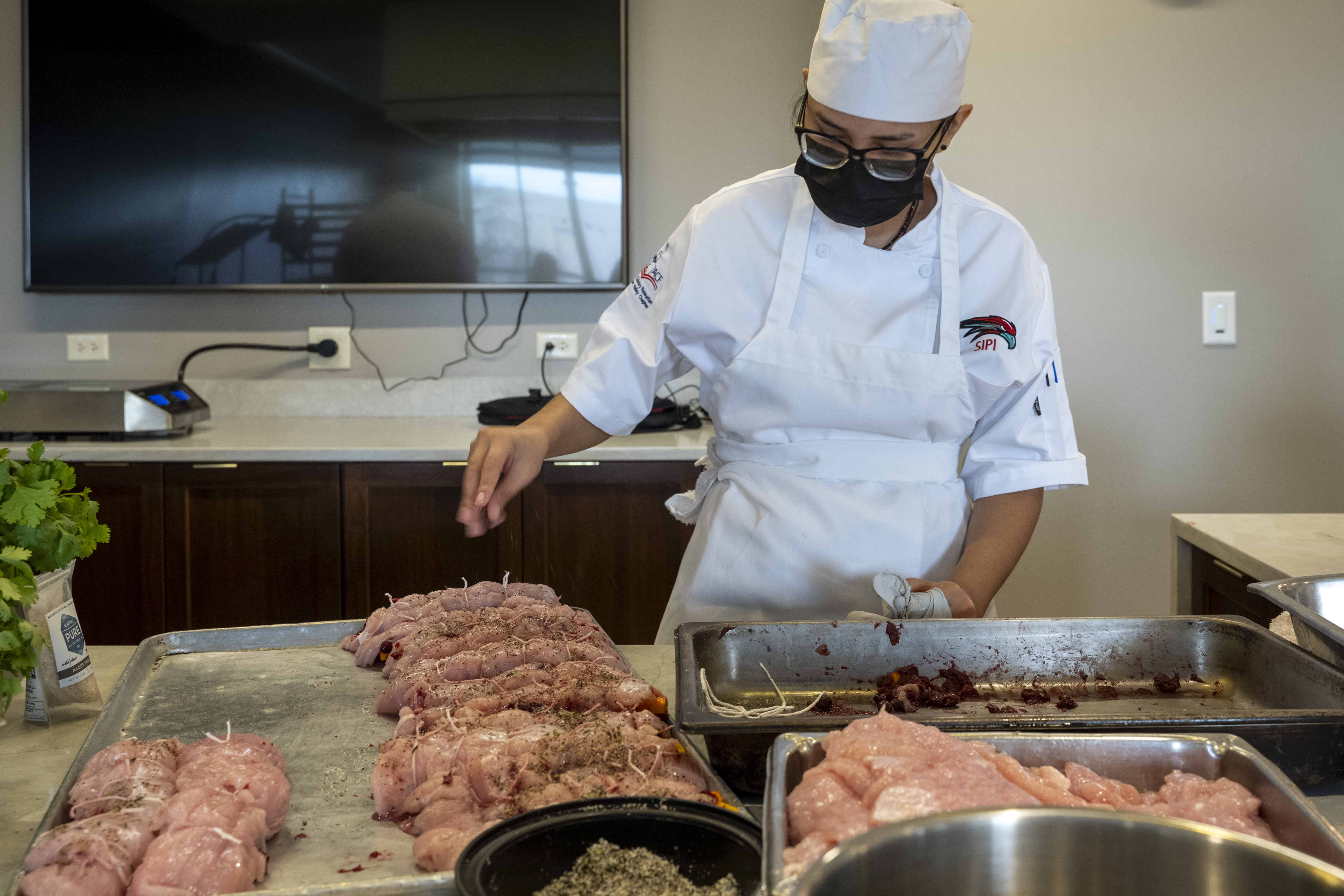 Cultural Appropriation Concerns Drive Authentic Partnerships (Image Credits: Wikimedia)