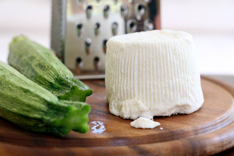The Surprising Power of Ricotta Salata (image credits: wikimedia)
