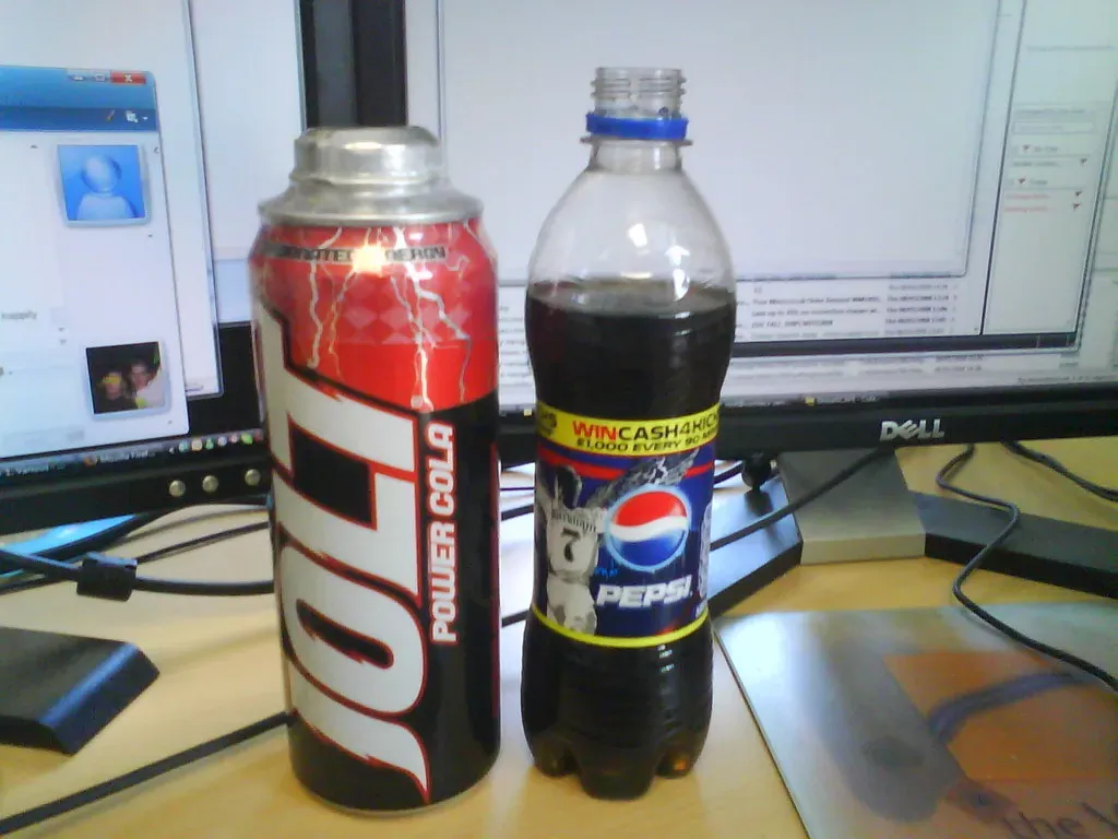 Jolt Cola: The Caffeinated Rebel That Burned Out (Image Credits: Flickr)