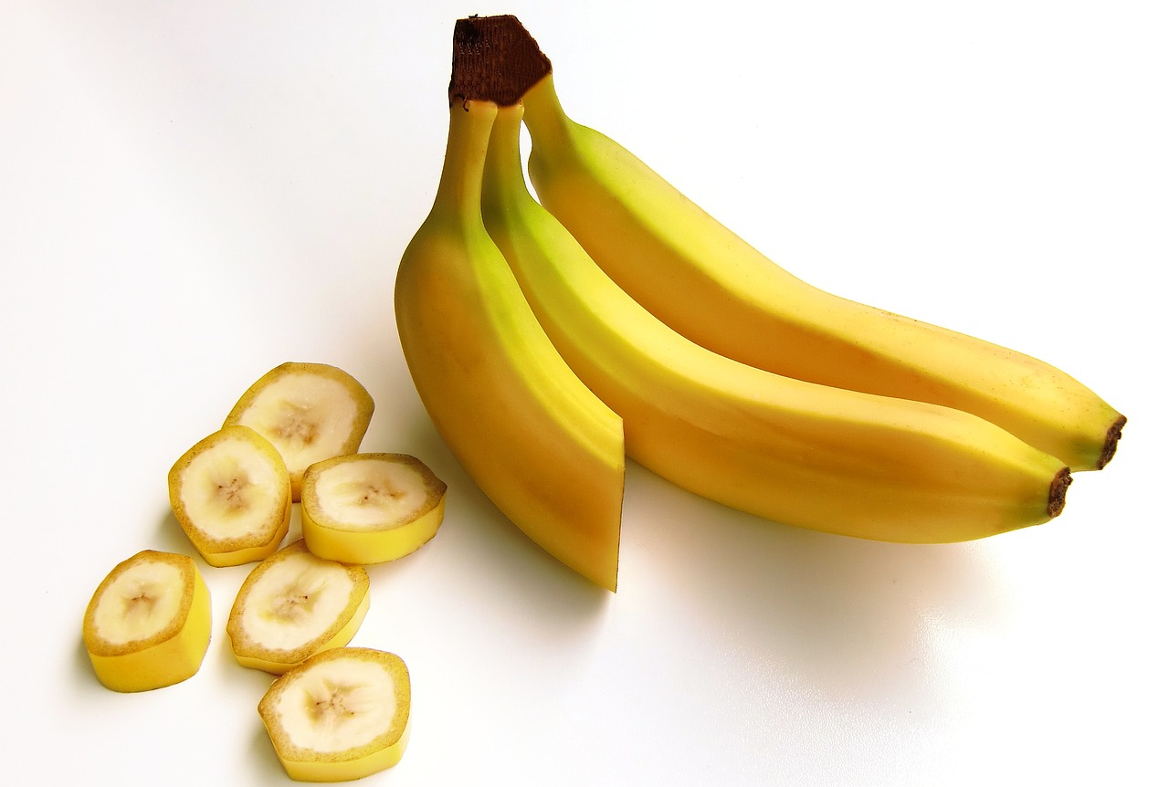 Bananas: The Potassium Powerhouse (image credits: pixabay)