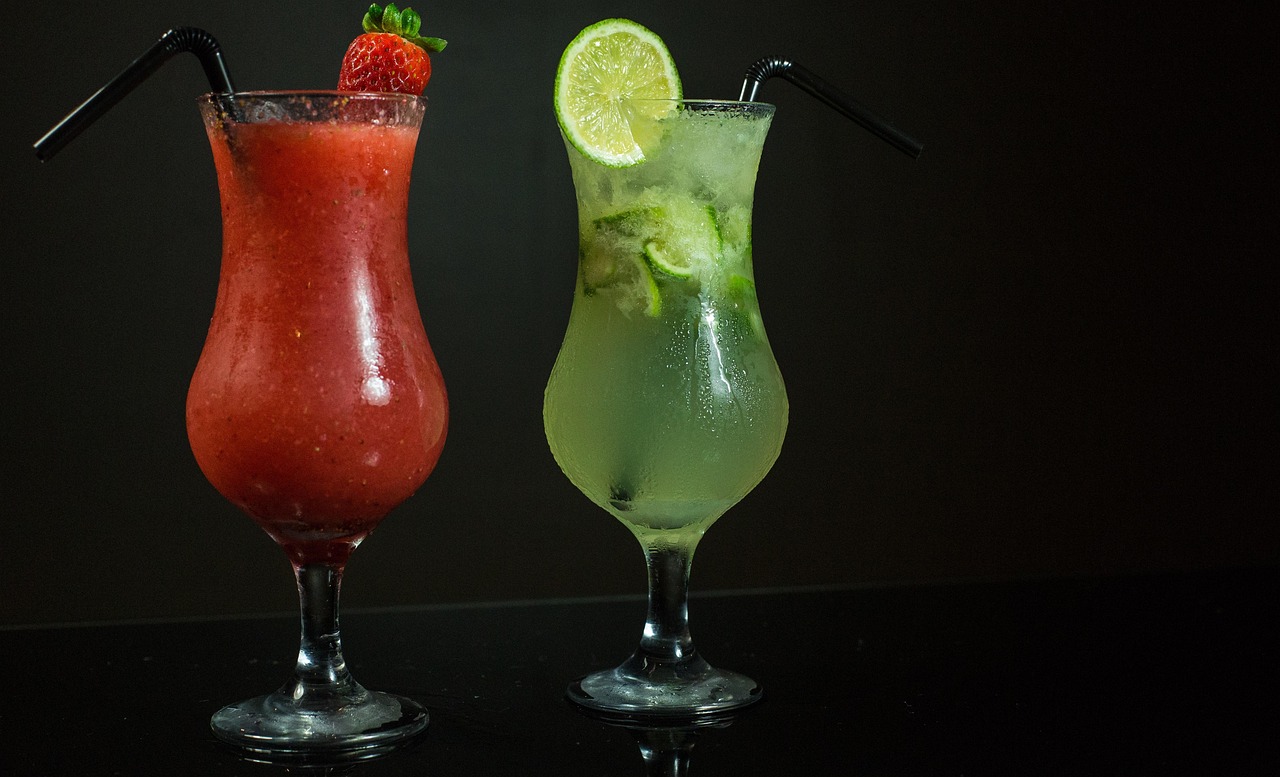 Margaritas and Sweet Cocktails—A Double Whammy (image credits: pixabay)