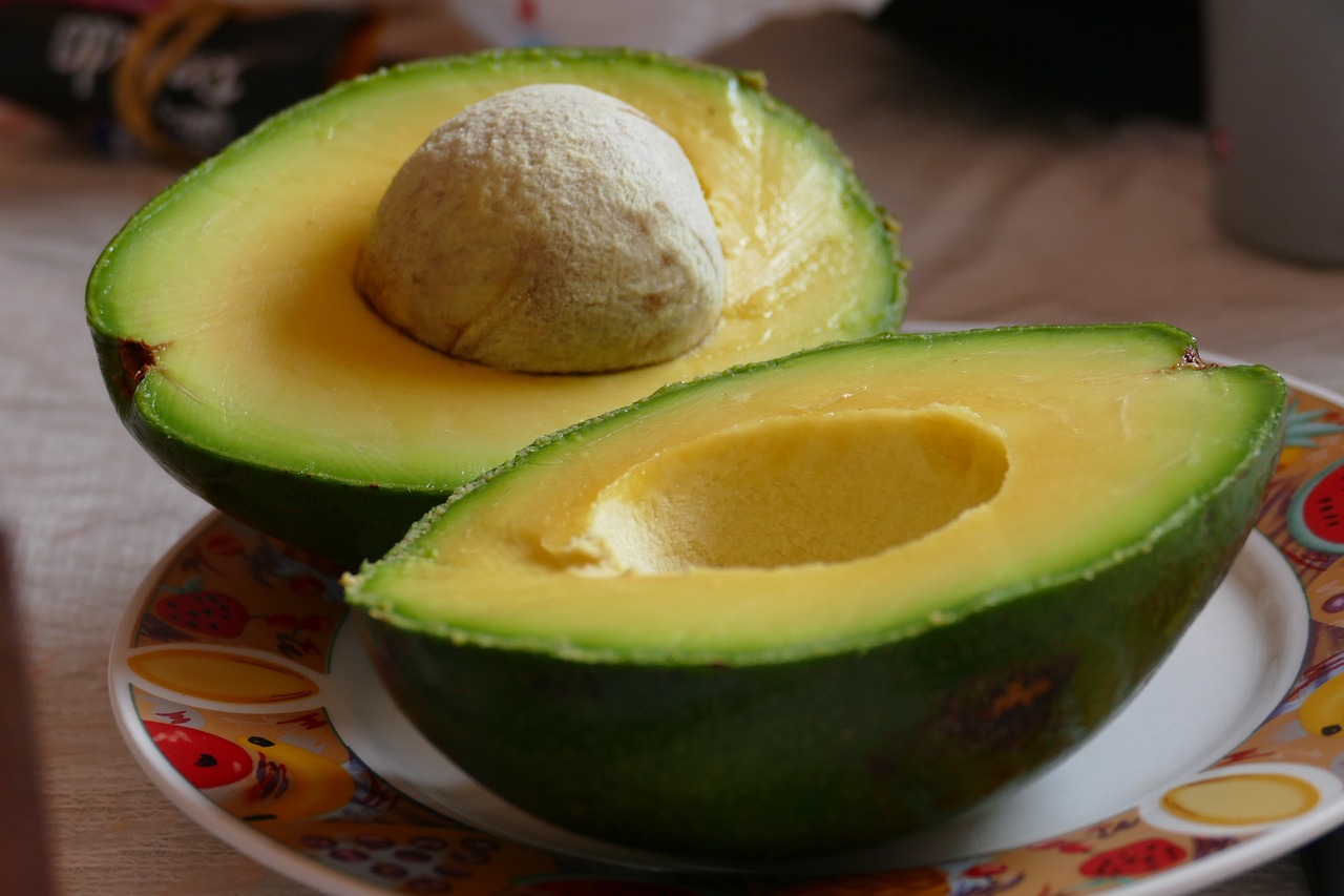Avocados: The Creamy Balancer (image credits: pixabay)