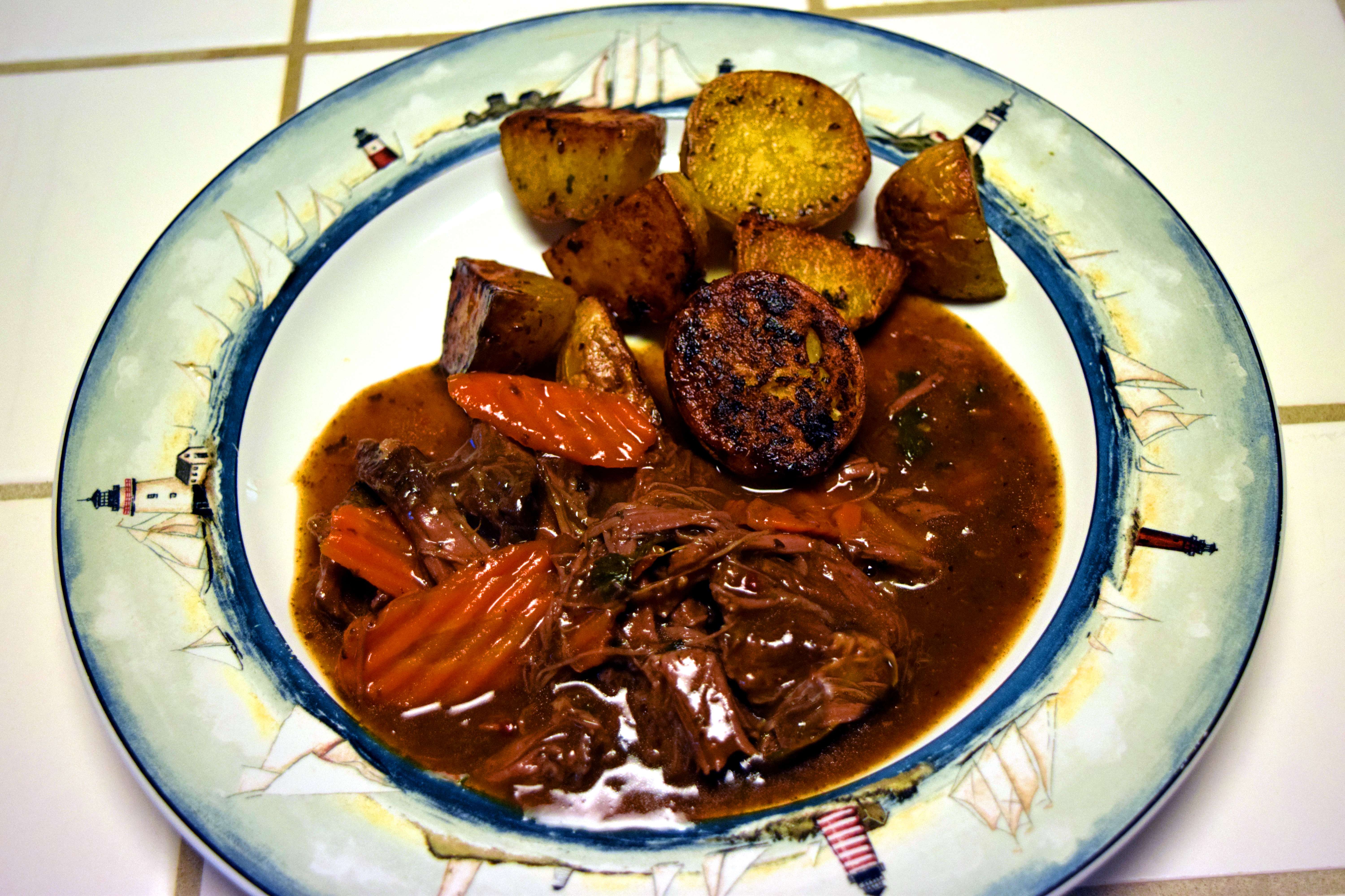 The Classic Pot Roast (image credits: By Mark Miller, CC BY-SA 4.0, https://commons.wikimedia.org/w/index.php?curid=41070615)