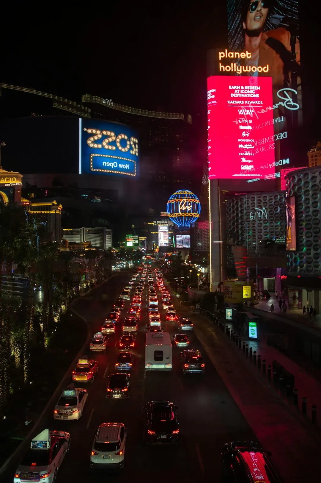 10. Planet Hollywood (Las Vegas and Beyond) - Hollywood Memorabilia Can't Save a Bad Menu (Image Credits: Unsplash)