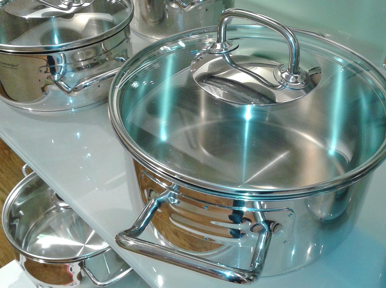 Are There Easy Alternatives to Aluminum Pots? (image credits: pixabay)