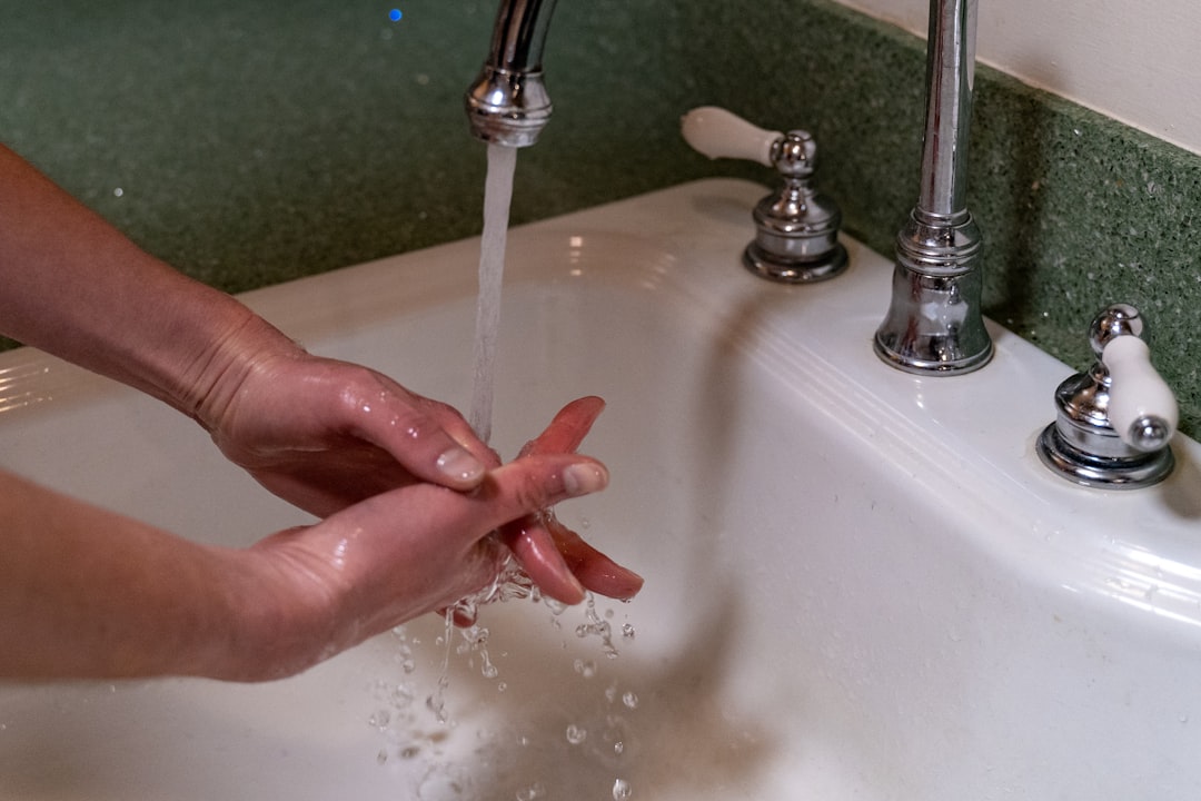 Hand Washing Failures That Spread Germs Everywhere (image credits: unsplash)