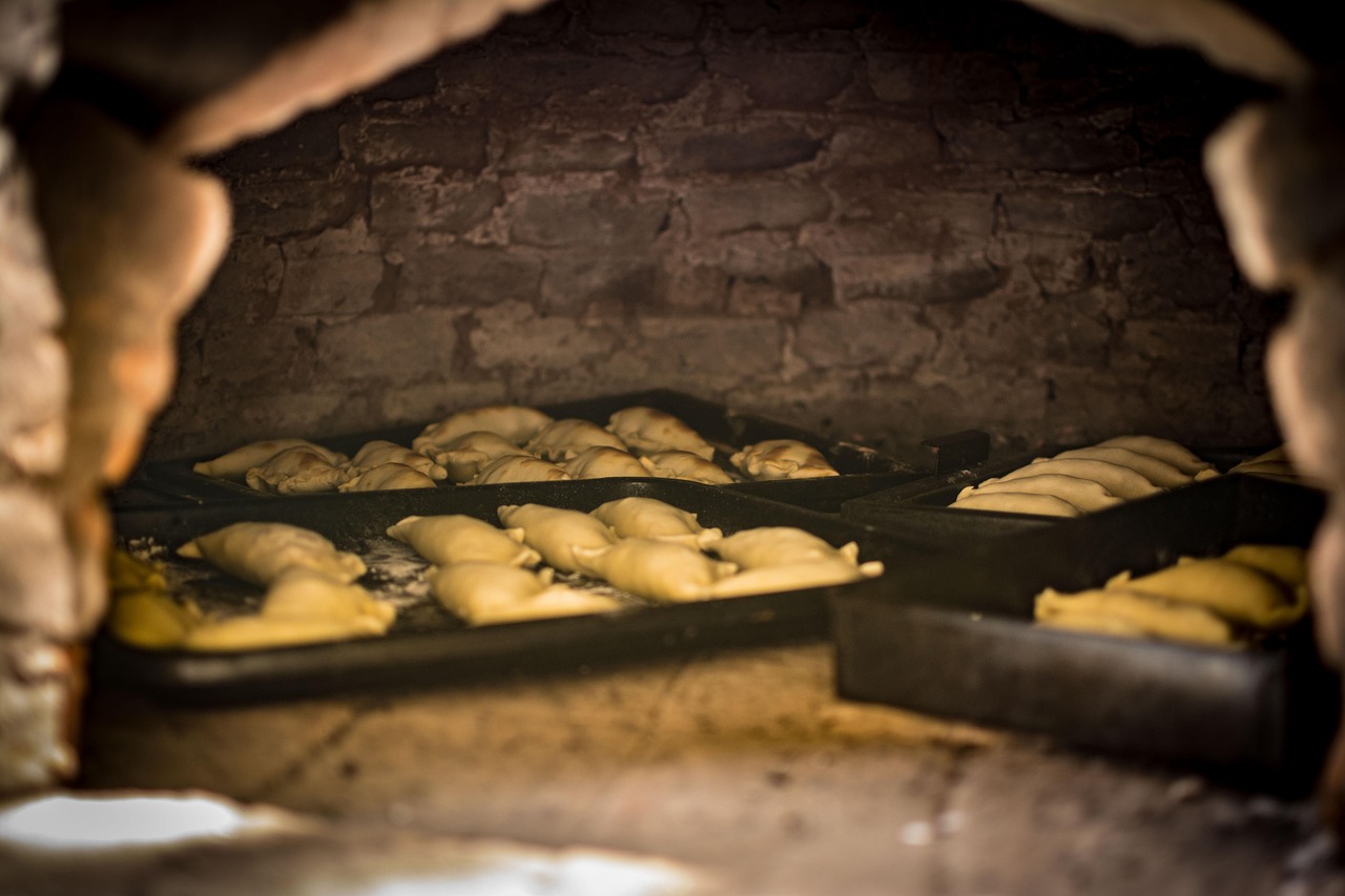 The Lost Art of Ancient Baking: Clay Ovens and Sacred Techniques (image credits: pixabay)