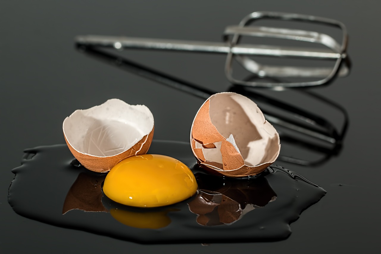 Egg Yolks: Small Package, Big Benefits (image credits: pixabay)