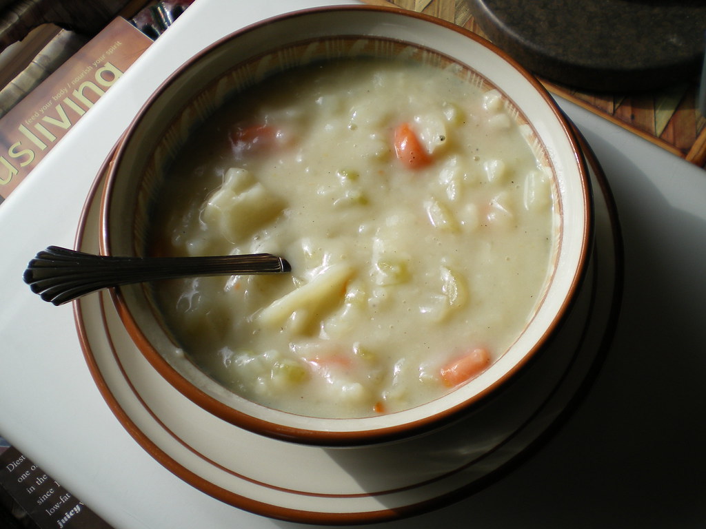 Potato Soup: The Ultimate Comfort (Image Credits: Flickr)