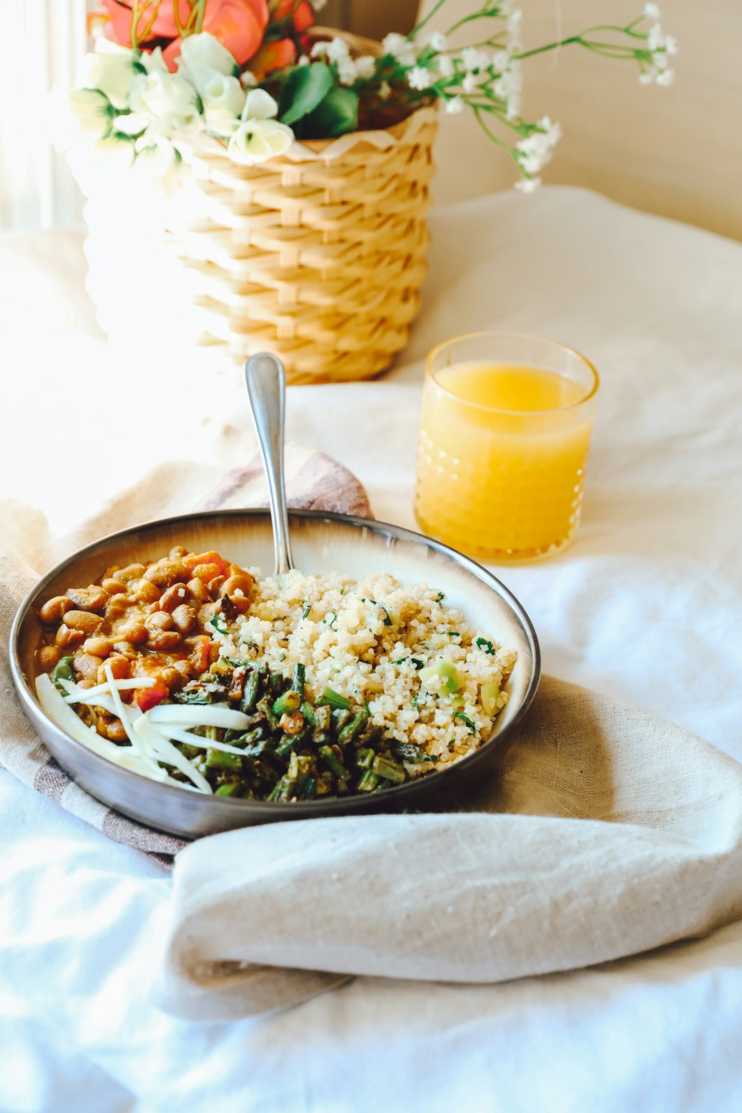 Quinoa and Lentil Buddha Bowl: Complete Protein and B-Vitamins (image credits: unsplash)
