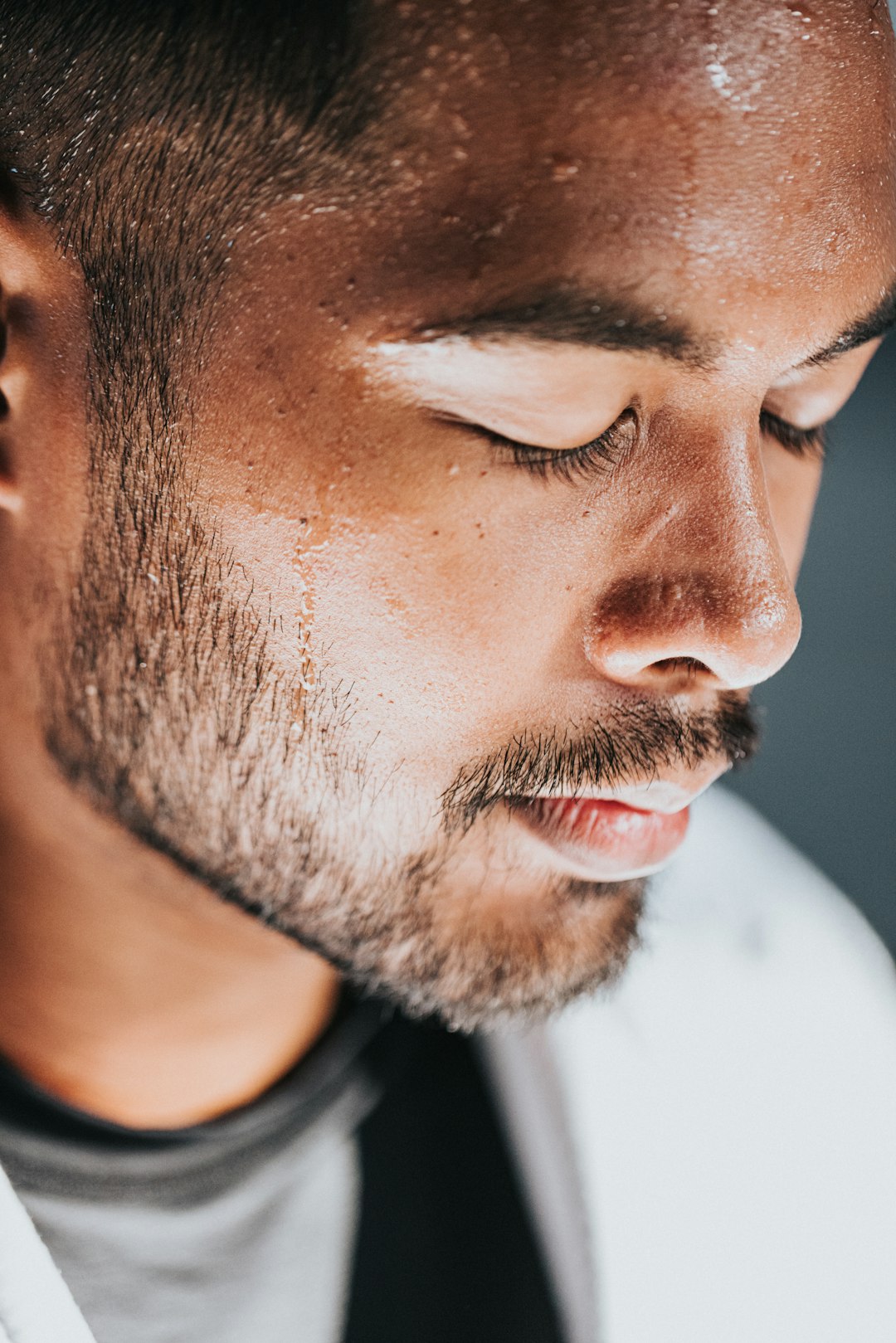 Increased Sweating: A Surprising Skin Signal (image credits: unsplash)