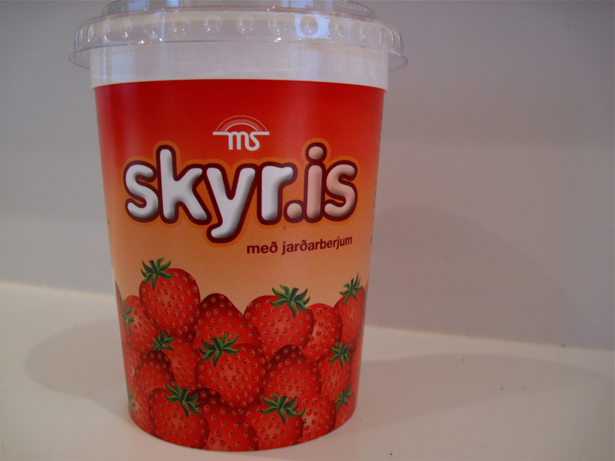 Foods Nutritionists Skip: Flavored Yogurts (Image Credits: Wikimedia)